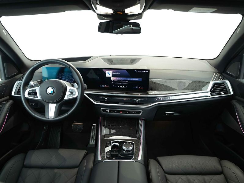 BMW X5 xDrive30d - fotka 6 z 6