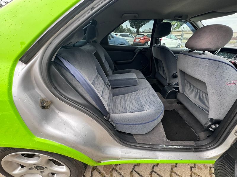 Citroën Xantia (2000) 2.0 HDI 66 KW STK - fotka 33 z 43