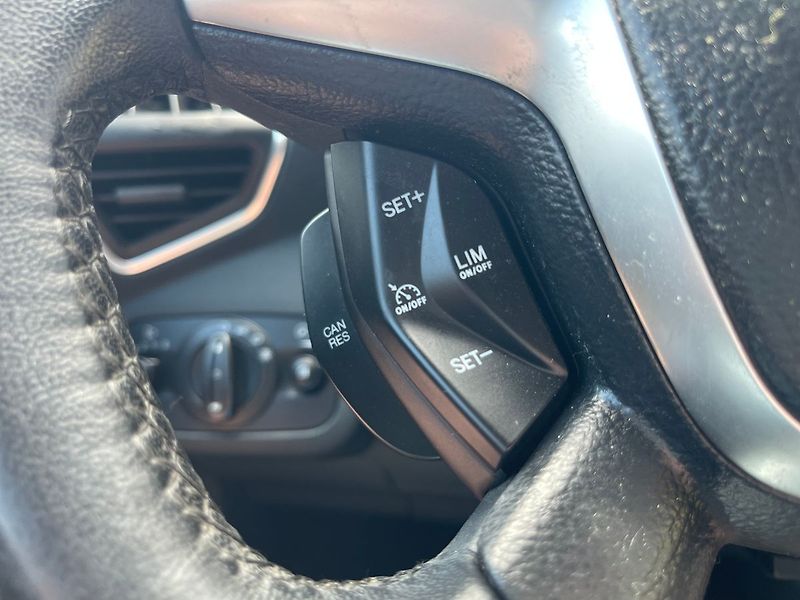 Ford C-MAX 1.6CDTi 85kW*ZADÁNO* - fotka 27 z 38
