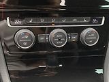 Volkswagen Golf (2014) 1.4 TSi, Highline, bixen - náhled 13