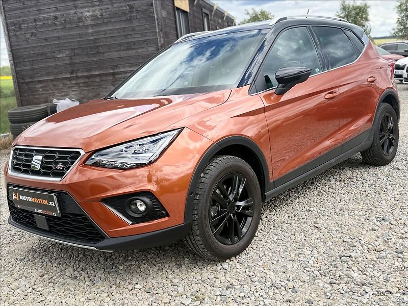 Seat Arona 1,5 FR TSI 37.000Km NAVIGACE - fotka 1 z 28