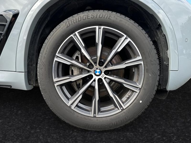 BMW X5 xDrive40i M-Sport NezTop Pano - fotka 6 z 12