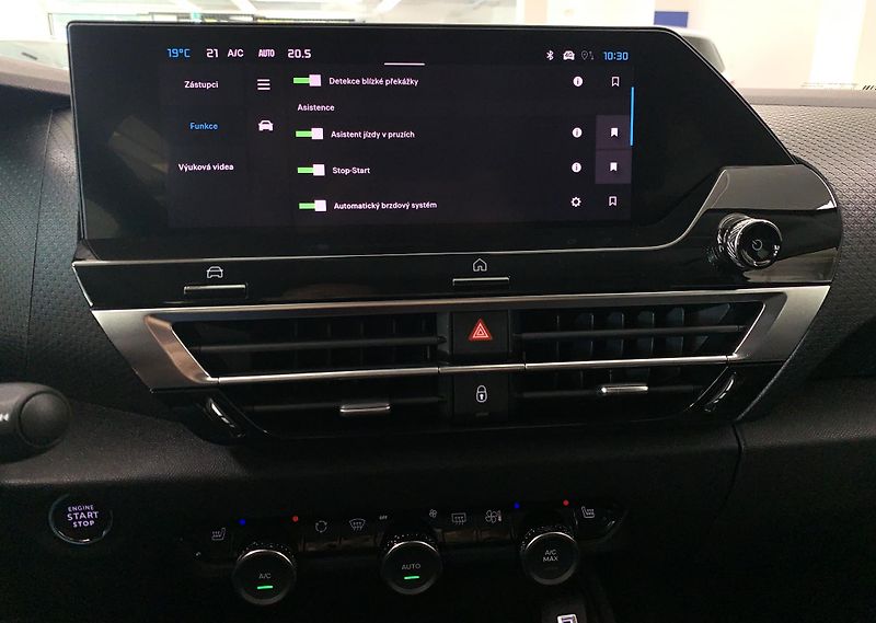 Citroën C4 (2025)  MAX Hybrid 136 ë - fotka 15 z 24