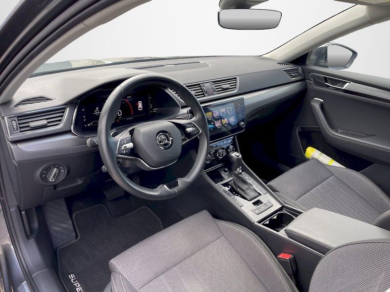 Škoda Superb (2023) 2.0 TDI 110kW DSG Style Plus c - fotka 5 z 35