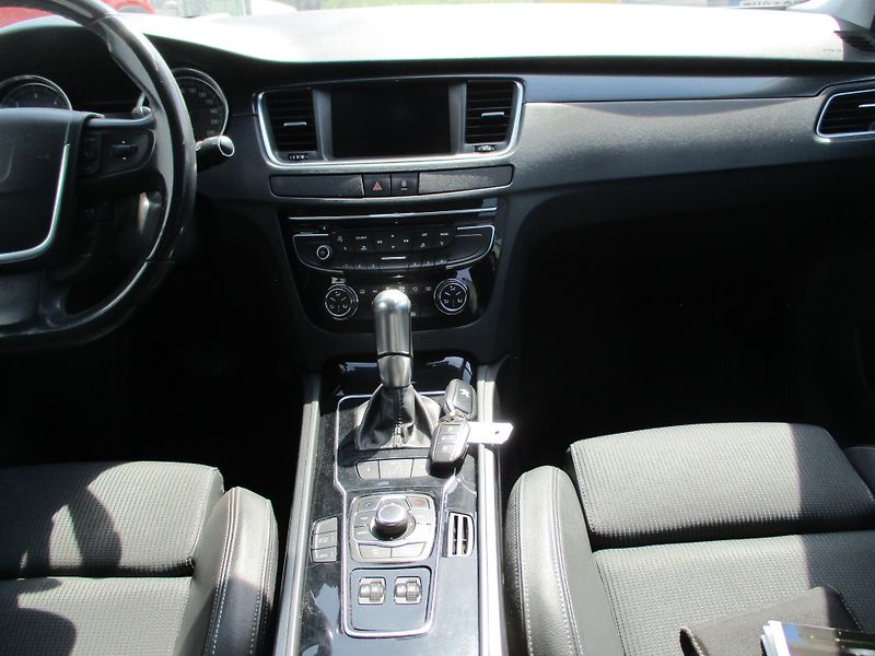 Peugeot 508 (2014) 2,0 HDi - fotka 11 z 15