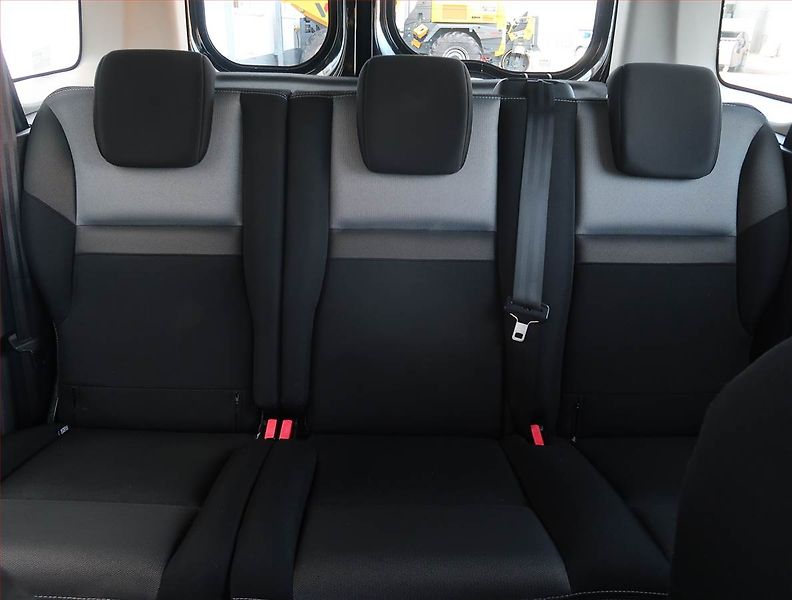 Renault Kangoo (2017) 1.5 dCi, 5Míst, ČR, 1Maj, DPH - fotka 10 z 16