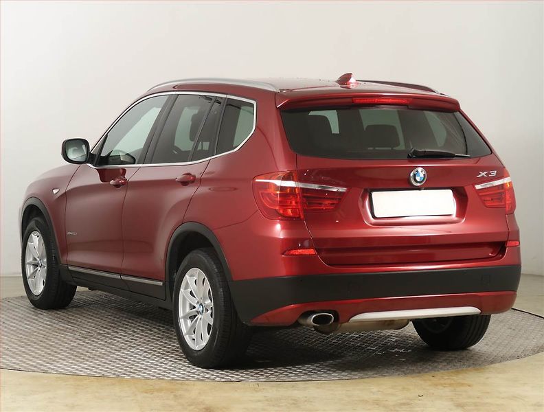 BMW X3 (2013) xDrive20d, 4X4, Automat, ČR - fotka 4 z 25