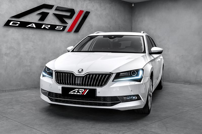 Škoda Superb Combi 2,0TDI 4x4 DSG Style Can - fotka 3 z 20
