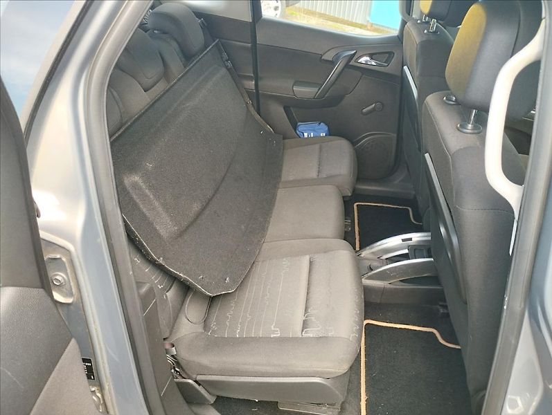 Opel Meriva 1,4 - fotka 10 z 20