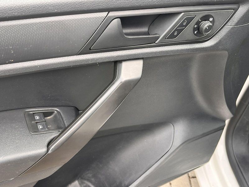 Volkswagen Caddy (2017) Kombi 1,4TGi 81kW 6man - fotka 14 z 20
