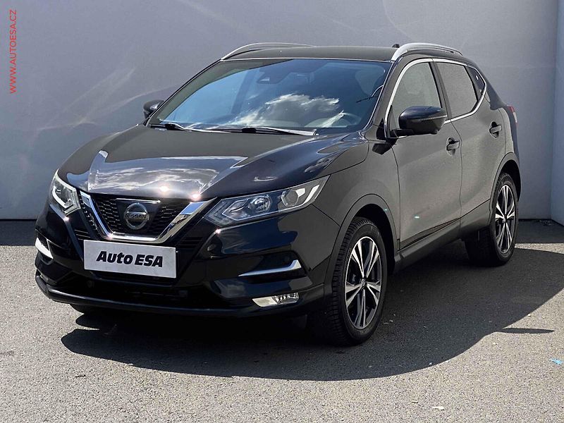 Nissan Qashqai (2017) 1.6 dCi, N-Connecta, AT, TZ - fotka 3 z 17