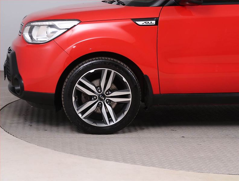 Kia Soul (2016) 1.6 CRDI, Tempomat - fotka 14 z 15
