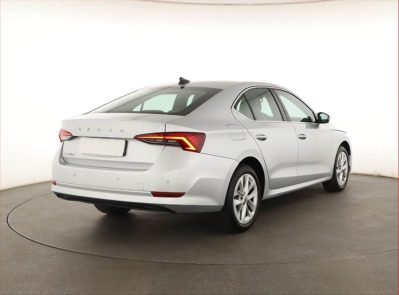 Škoda Octavia (2022) Style 2.0 TDI - fotka 5 z 16
