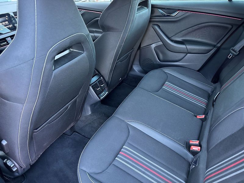 Škoda Kamiq (2024) 1.5 TSI DSG Monte Carlo - fotka 9 z 33