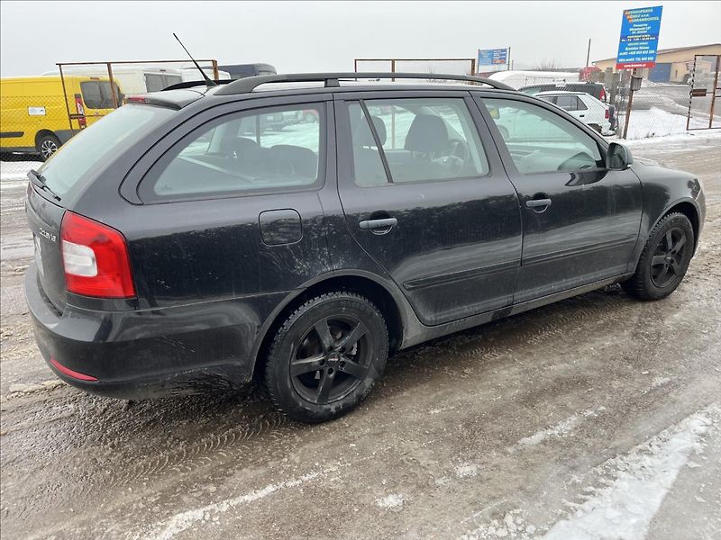 Škoda Octavia 1,2 TSi DSG KLIMA SERVIS STK - fotka 5 z 33