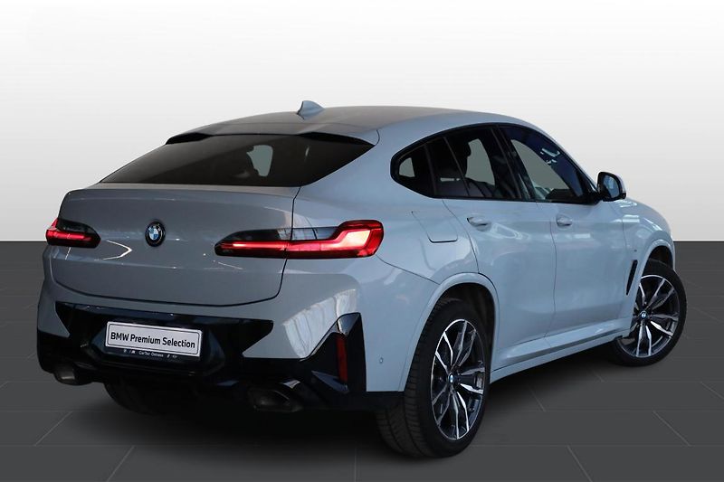 BMW X4 xDrive30d - fotka 3 z 26