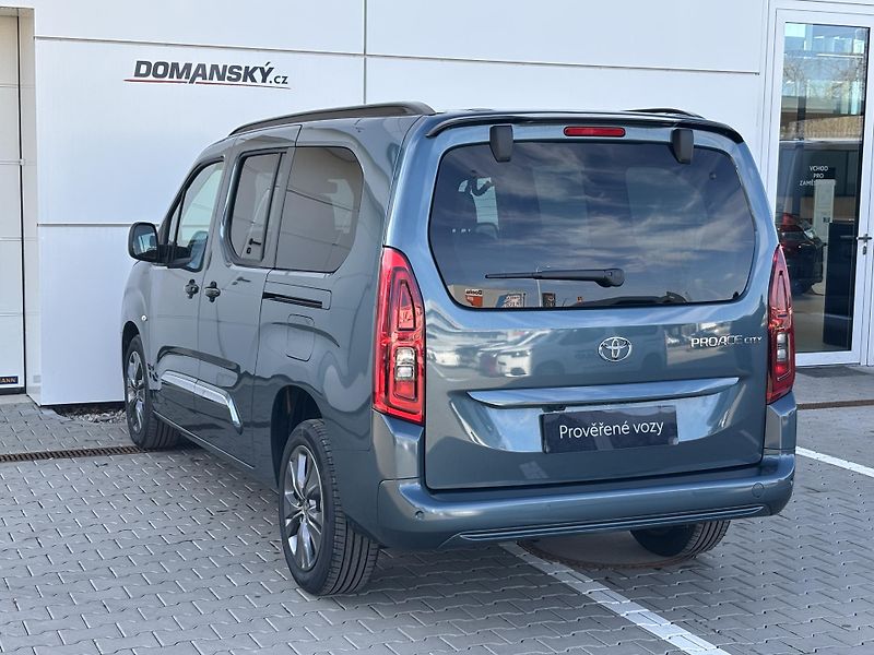 Toyota ProAce City Verso (2026) LONG FAMILY 7S 1,5D AT - fotka 3 z 13