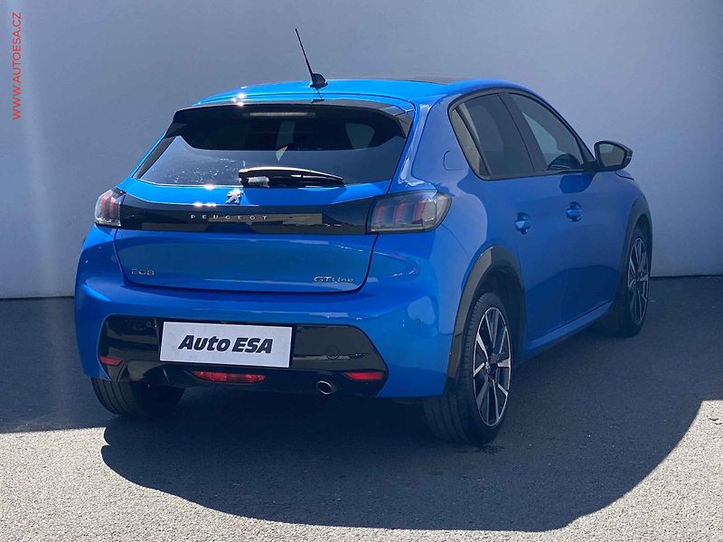 Peugeot 208 (2020) 1.2PT, GT Line, LED, navi - fotka 4 z 18