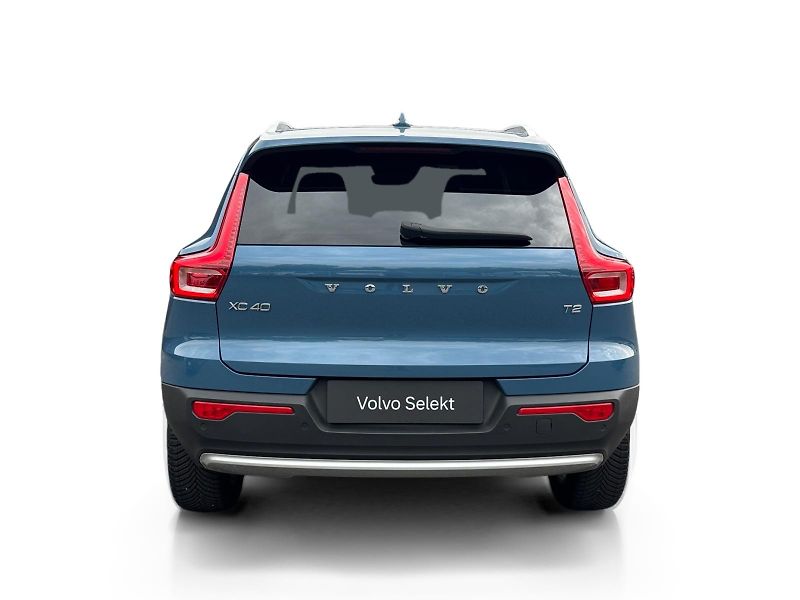 Volvo XC40 T2 FWD MOMENTUM // 1. maj. - fotka 4 z 41