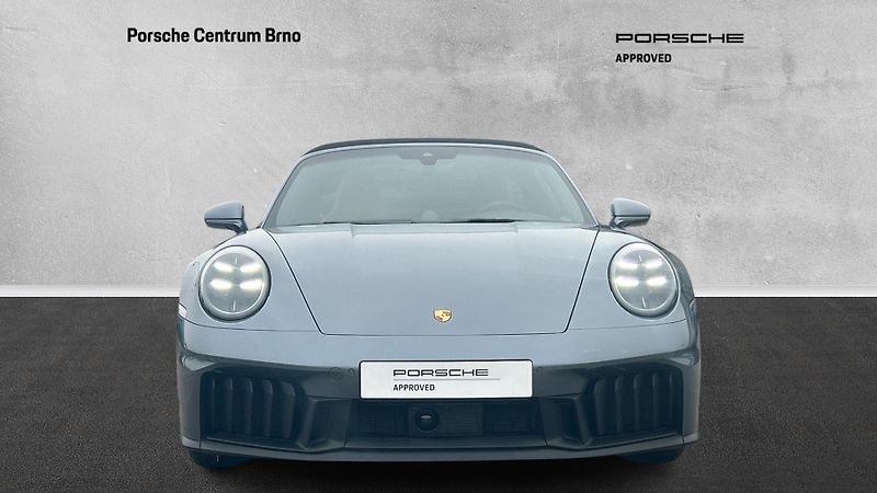 Porsche 911 Targa 4 GTS - fotka 2 z 30
