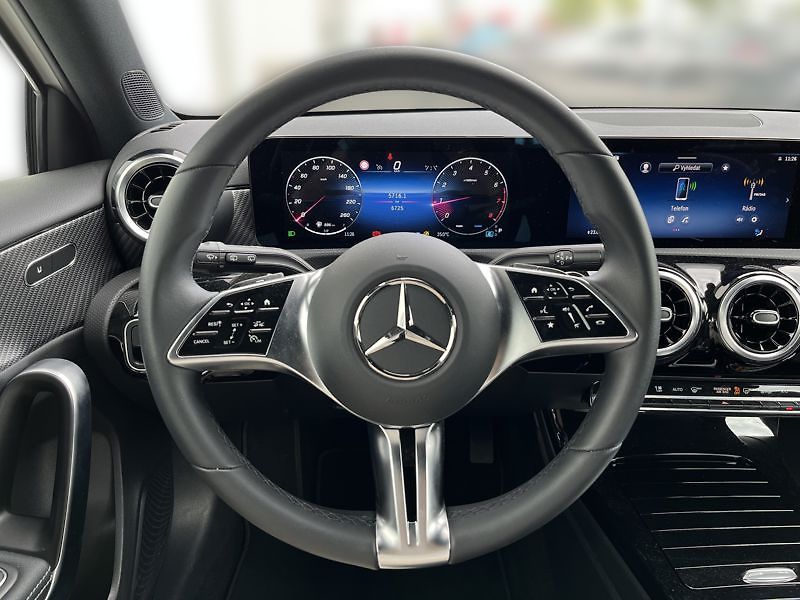 Mercedes-Benz Třídy A A-Třída 180 Progressive Editio - fotka 11 z 20
