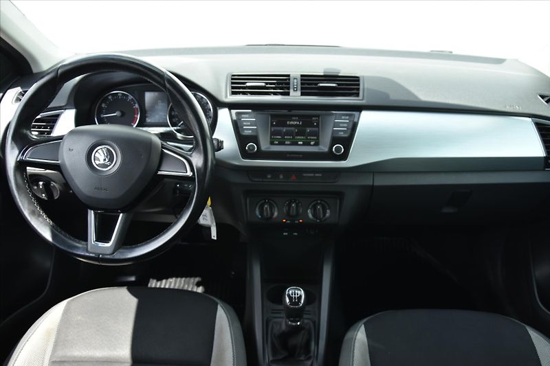 Škoda Fabia 1.2 TSI 66kW 1.MAJITEL DPH ČR - fotka 12 z 20