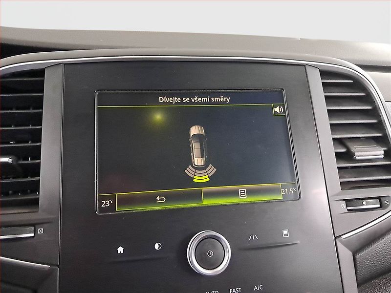 Renault Talisman (2016) 1.6 dCi, Navi, Tempomat - fotka 17 z 22