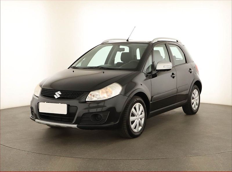 Suzuki SX4 (2014) 1.6 VVT - fotka 2 z 12