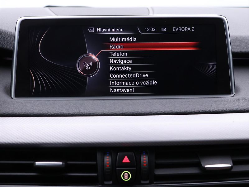 BMW X5 3,0 40d 230kW xD CZ M Paket DP - fotka 27 z 42