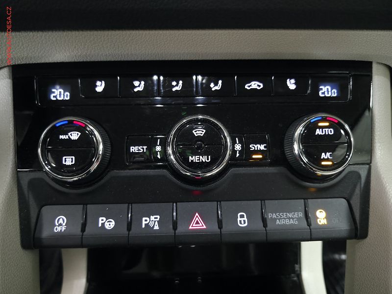 Škoda Kodiaq (2017) 2.0 TDi 4x4, 7míst, ČR - fotka 15 z 18