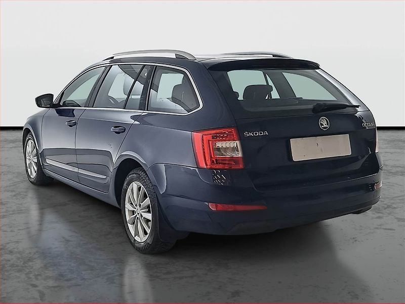 Škoda Octavia (2013) Elegance 1.6 TDI, Automat - fotka 4 z 16