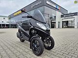 Piaggio MP3 300 (2024) Deep Black - náhled 1