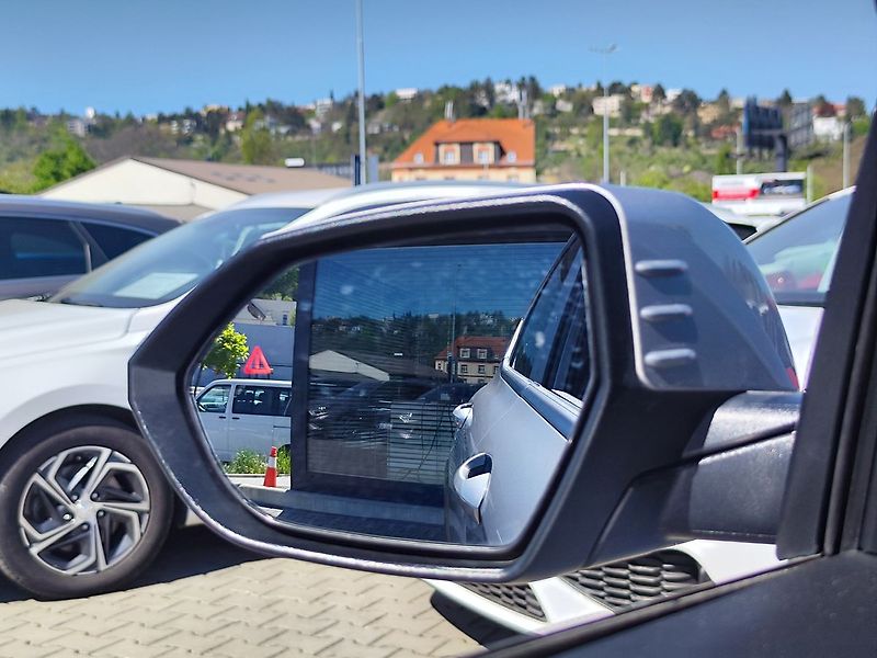 Hyundai Kona 1.6 T-GDi/145kW Style - fotka 17 z 37