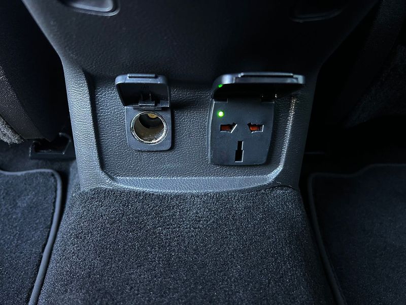 Ford Mondeo (2021) 2.0 TDCi-TAŽNÉ-VYHŘEV.S - fotka 21 z 48