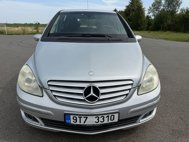 Mercedes-Benz Třídy B - fotka 8 z 16