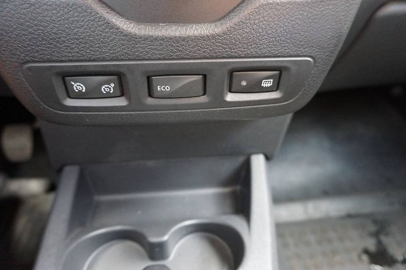 Dacia Lodgy (2016) 1,6 1,Majitel  nové v ČR - fotka 28 z 32