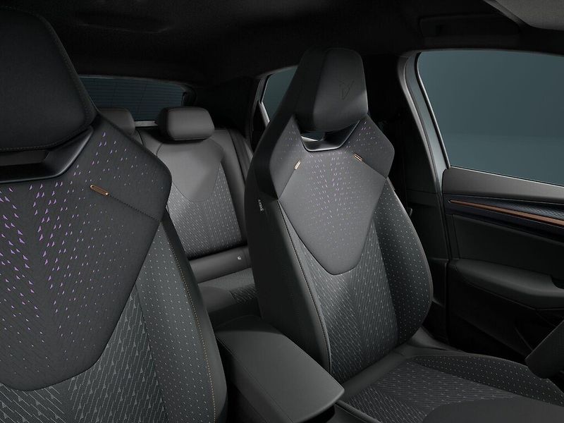 Cupra Raval (2026) 55,2 kWh 166kW - fotka 6 z 6