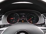 Volkswagen Passat (2018) 2.0 TDI, Automat, Navi - náhled 11