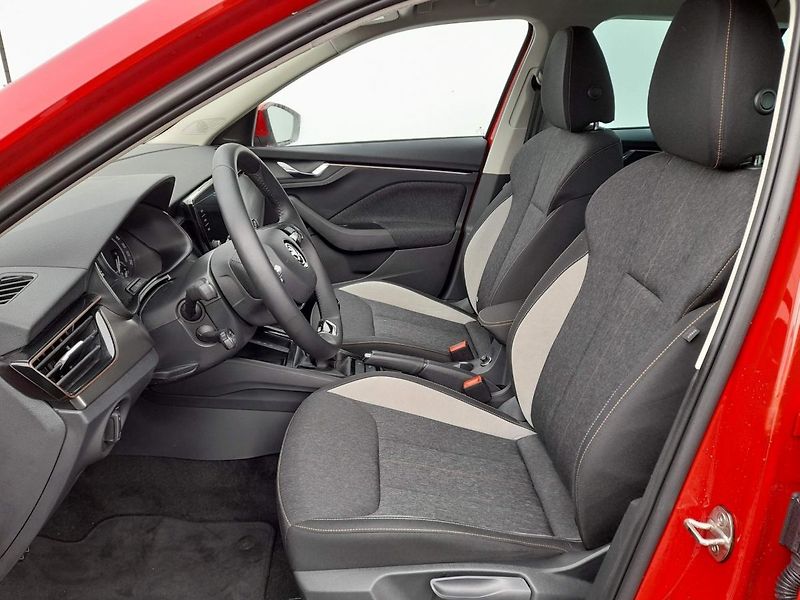 Škoda Kamiq STYLE 1.0 TSi 81KW 6MP - fotka 12 z 20