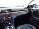 Volkswagen Passat (2011) 2.0 TDI, 4X4, Automat, Navi - náhled 8