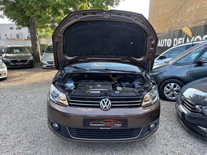 Volkswagen Touran 1.4TSI-103KW.DSG.7MÍST.ZÁRUKA - fotka 48 z 51