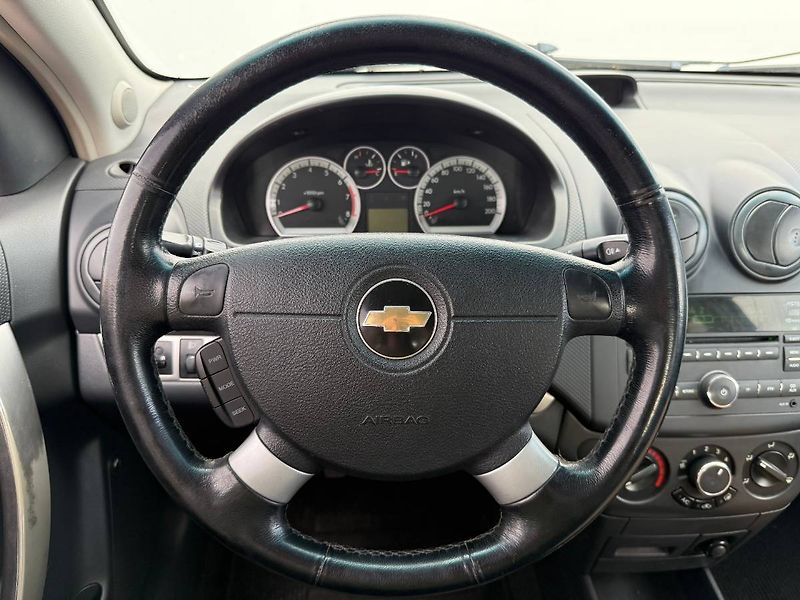 Chevrolet Aveo (2009) 1.4 16V 69 kW Base - fotka 10 z 20