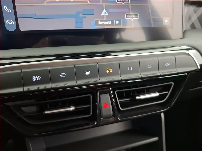 MG MG3 (2025) 1.5, Excite, Virtuální kokpit - fotka 15 z 18