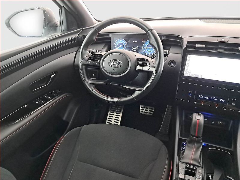 Hyundai Tucson (2023) 1.6 T-GDI - fotka 7 z 21