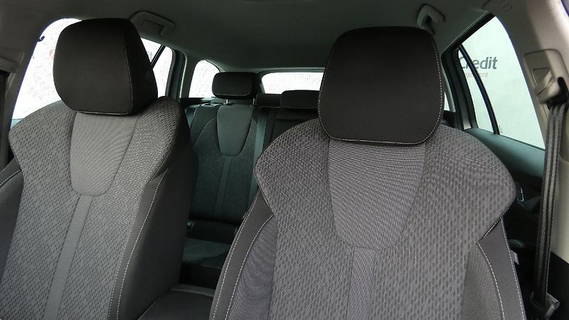 Škoda Octavia 2,0 TDI DSG Style 110 kW - fotka 7 z 23