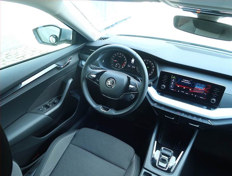 Škoda Octavia (2023) Ambition 2.0 TDI - fotka 7 z 26