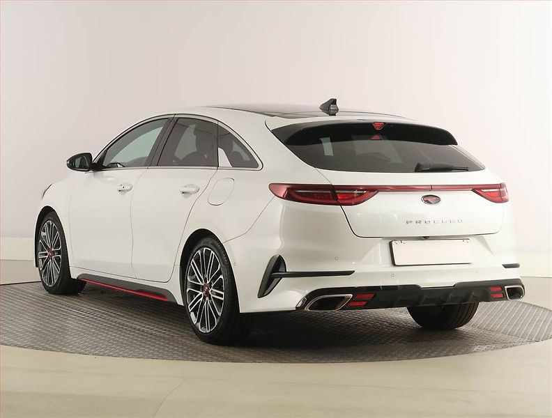 Kia Pro_Ceed (2019) GT 1.6 T-GDI, Automat - fotka 4 z 27
