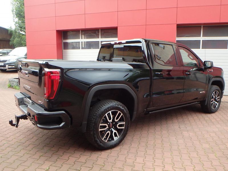 GMC Sierra (2022) 1500 AT4 6.2 V8 - fotka 7 z 30