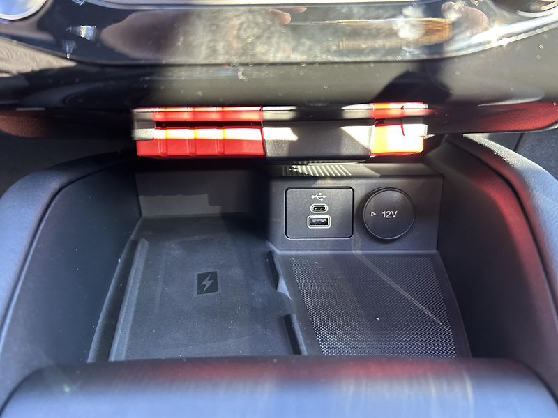 Ford Kuga ST-Line X 2.5 PHEV 134 kW - fotka 41 z 44