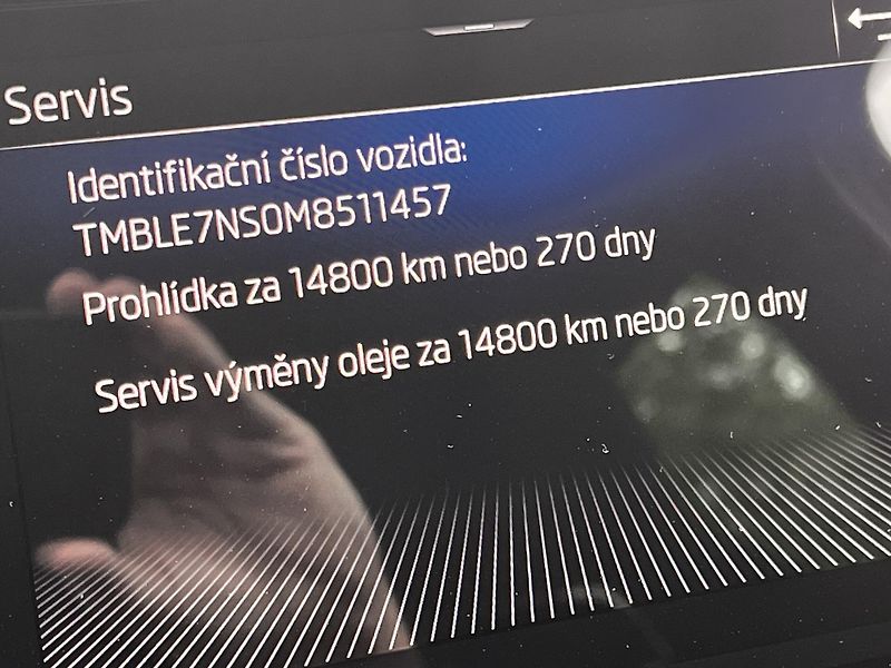 Škoda Kodiaq 2.0 TSi Sportline DSG 4x4  - fotka 23 z 23